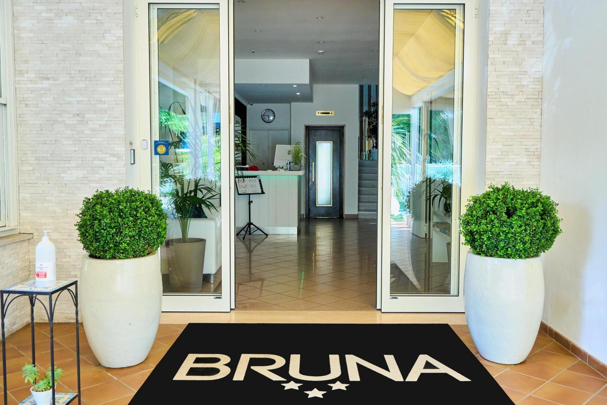 Hotel Bruna B&B Milano Marittima Extérieur photo